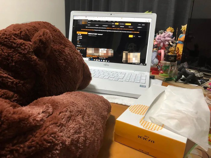 IKEA「厭世熊」爆紅!胖肚肚「不想努力了」、頹廢「沒骨頭攤坐」超療癒❤% 照片 IKEA「厭世熊」爆紅!胖肚肚「不想努力了」、頹廢「沒骨頭攤坐」超療癒❤