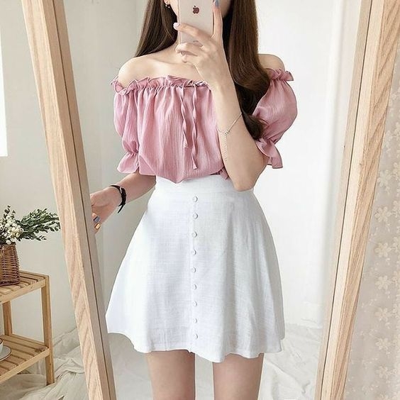 【2021春夏穿搭】狙擊男心!5大優雅可愛「櫻花色」約會造型,收獲桃花的必備時裝秘笈