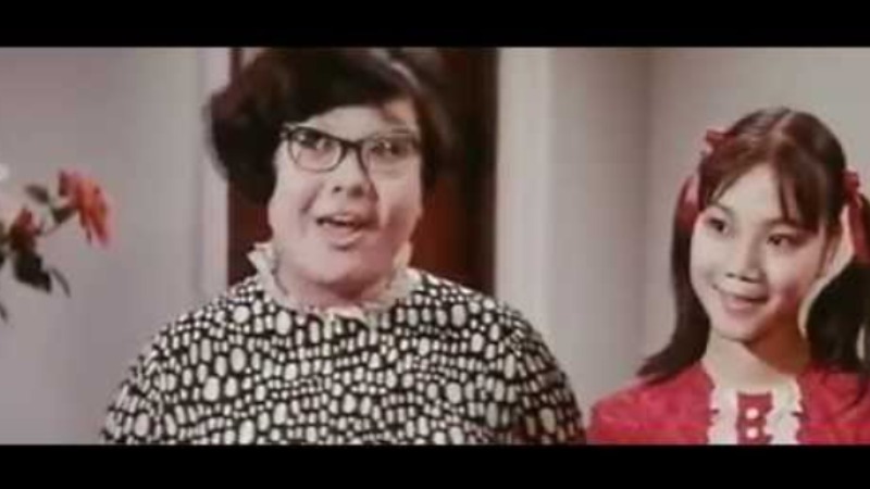 花月爭輝-蕭芳芳，呂奇，薛家燕，沈殿霞，鍾叮噹，戴偉光